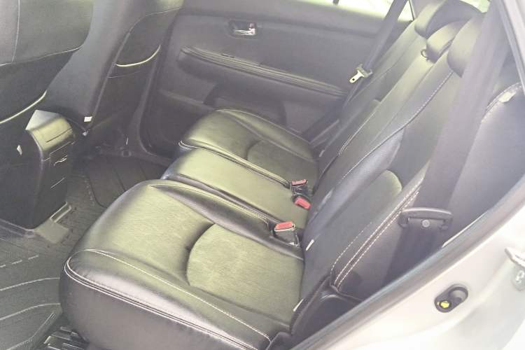 Used BYD S6 2013 Platinum Edition 2.0L Manual Luxury Model