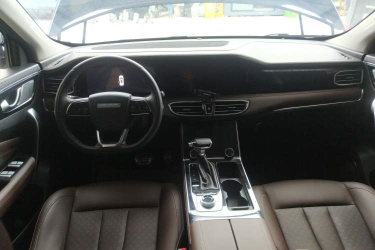 Used JETOUR X90 2020 1.6T DCT Shadow Edition 5 Seats Center Console