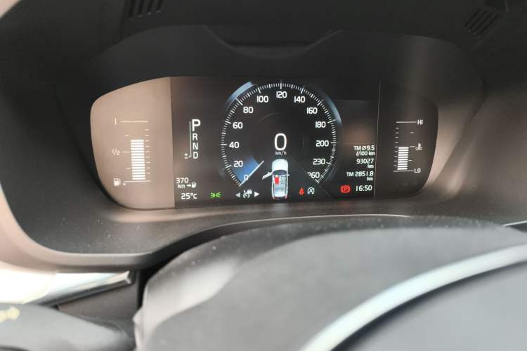 Used Volvo XC60 2021 T5 4x4 Smart Luxury Edition