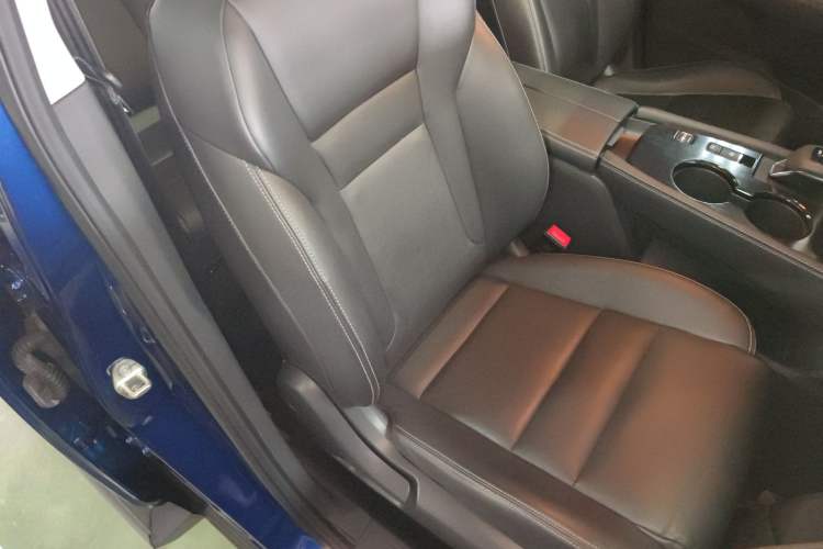 Used Nissan X-Trail 2021 VC-Turbo 300 CVT 2WD Luxury Edition 7-Seater Right Front Seat