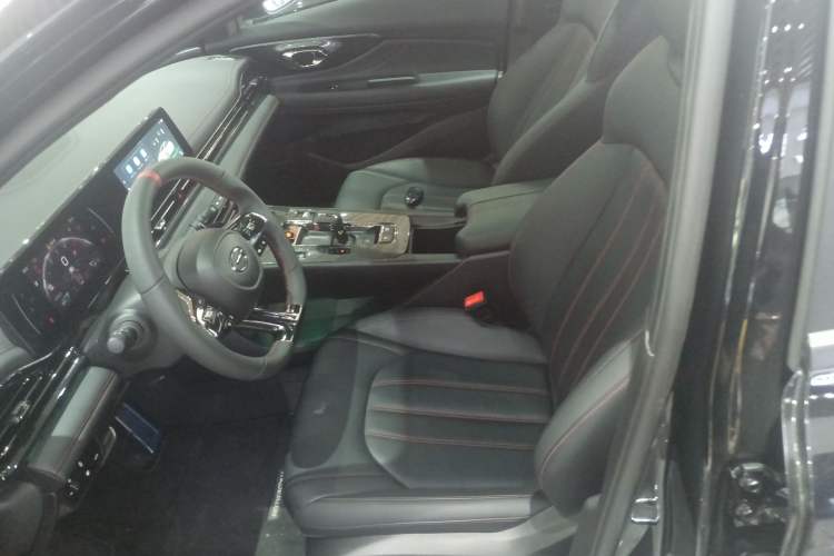 Used GAC Trumpchi EMPOW 2023 270T DCT J15 Version