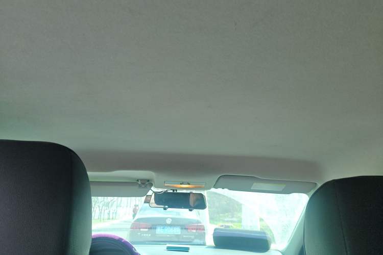 Used Volkswagen Santana 2016 1.6L Automatic Fashion Edition Headliner