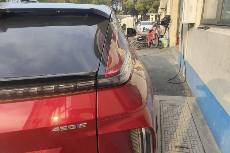 Used Cadillac LYRIQ 2022 Rear-Drive Long-Range Luxury Edition