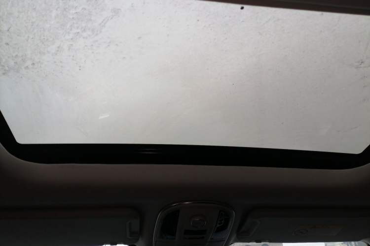 Used Haval H9 2016 2.0T Four-Wheel Drive Elite Version 7 Seats
