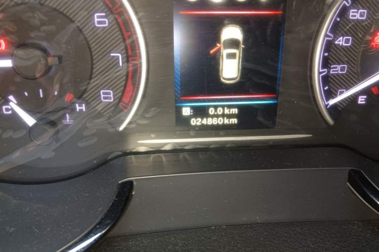 Used Dongfeng Aeolus AX7 2016 2.0L Automatic Zhiyi Trim
