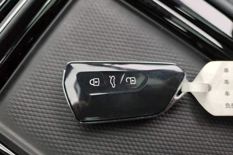 Used Volkswagen ID.4 CROZZ 2024 PURE+ model
