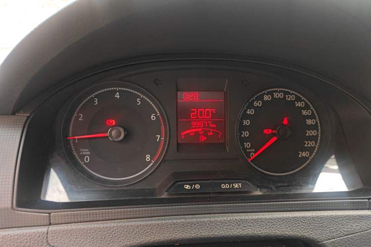 Used Volkswagen Santana 2016 1.6L Manual Fashion Edition