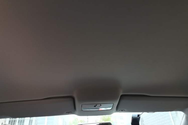 Used Volkswagen Polo 2013 1.4L Manual Fashion Edition
