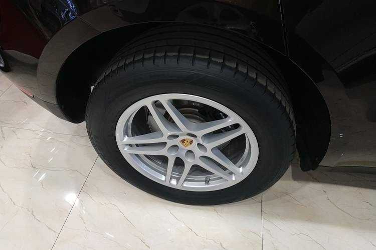 Used Porsche Macan 2021 Macan 2.0T
