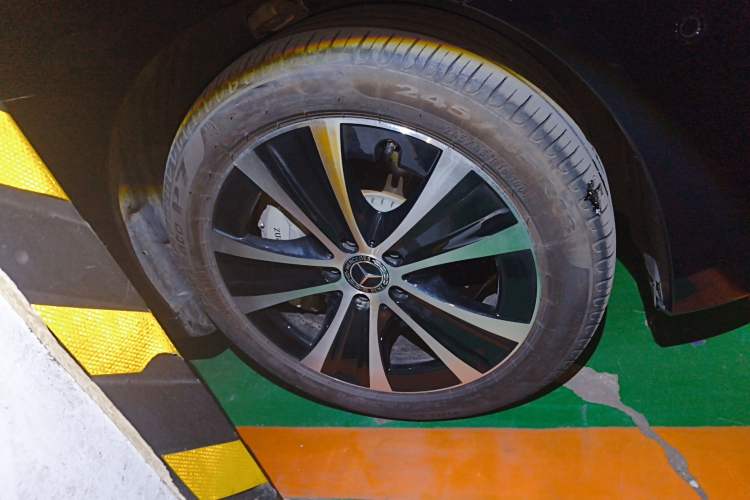 Used Mercedes-Benz E-Class New Energy 2022 Second Facelift E 350 e L Plug-in Hybrid Sports Sedan
