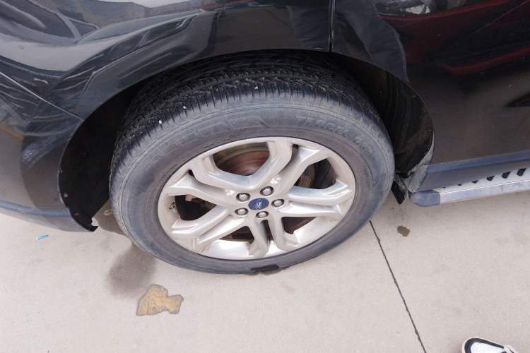 Used Ford Edge 2015 2.0T GTDi 4x4 High-Grade Model Right Rear Wheel Hub