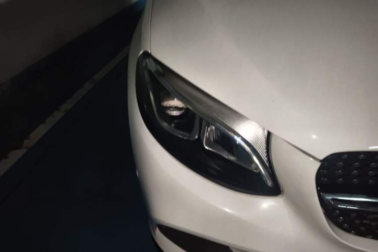 Used Mercedes-Benz GLC Coupe 2019 GLC 200 4MATIC Coupe SUV Right Front Headlight