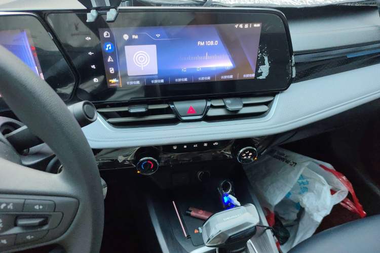 Used Chevrolet Monza 2023 1.5L Dual-Clutch WOW Enjoyment Edition
