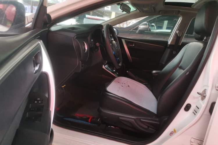 Used Toyota Corolla 2017 Revised Dual-Engine 1.8L E-CVT Leading Edition