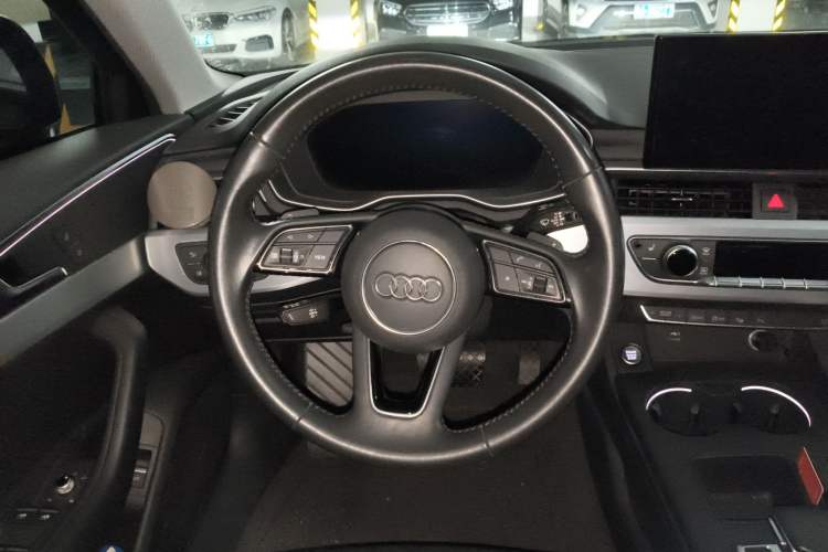 Used Audi A4L 2020 40 TFSI Luxury Dynamic Model
