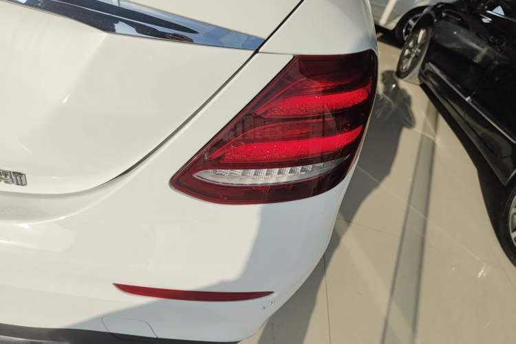 Used Mercedes-Benz E-Class 2020 Facelift E 260 L Sport Edition

