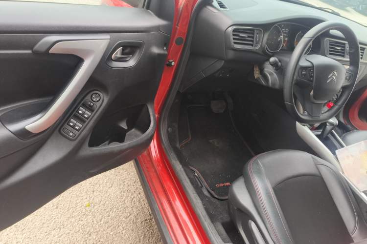 Used Citroen C3-XR 2017 1.6L Automatic Pioneer Model Driver Seat