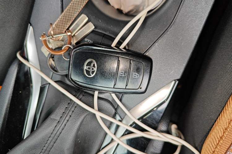 Used Toyota Corolla Cross 2022 2.0L Elite Edition Vehicle Key