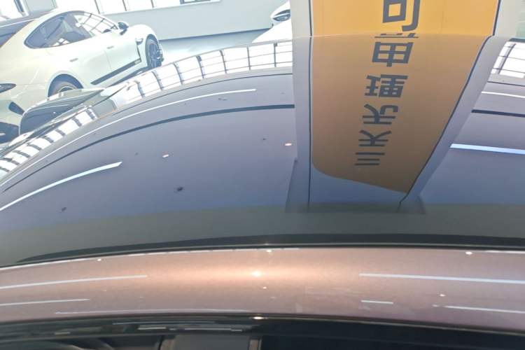 Used Xiaomi Auto SU7 2024 Four-Wheel Drive Ultra-Long Range Advanced Intelligent Driving Max Edition Roof