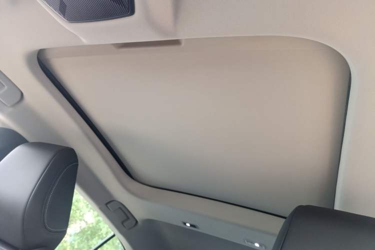 Used Peugeot 408X 2023 Active Version
