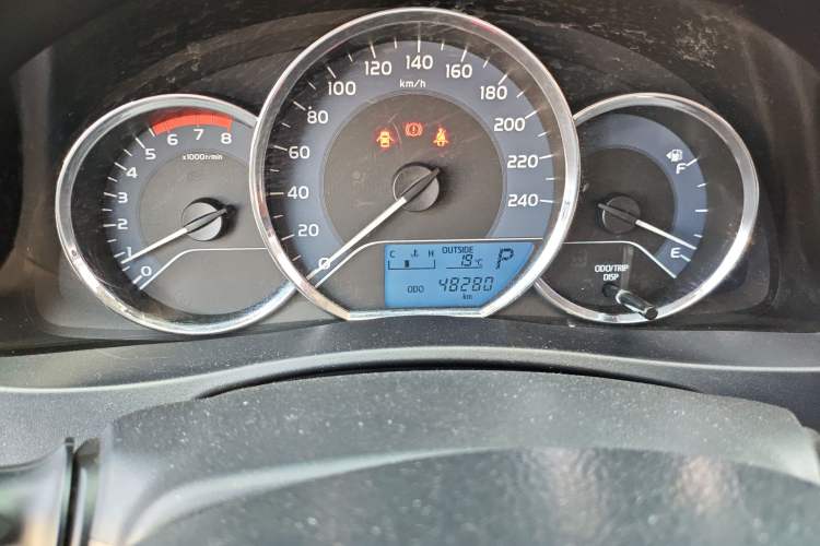 Used Toyota Levin 2017 Revised 185T CVT Elite Edition China V Standard Odometer Close Up