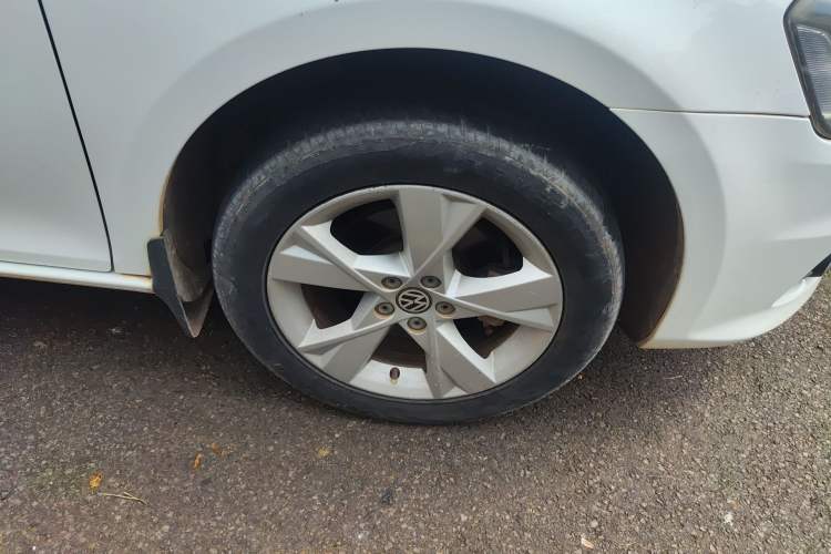 Used Volkswagen Bora 2013 1.6L Manual Comfort Model
