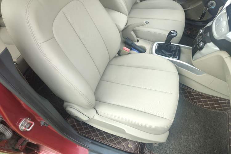 Used CHANGAN Eado 2014 1.6L Manual Luxury Model Right Front Seat