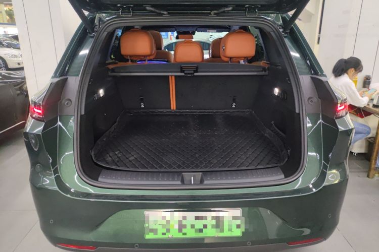 Used Li Auto L6 2024 Pro Model
