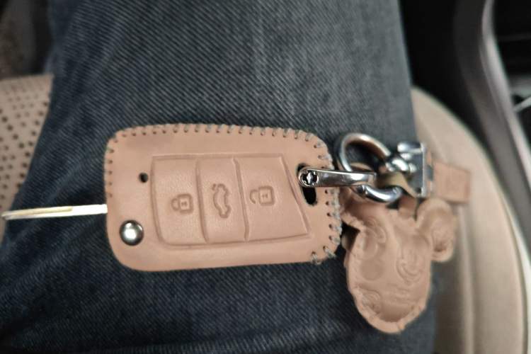 Used Volkswagen T-Cross 2019 280TSI DSG Comfort Edition Vehicle Key