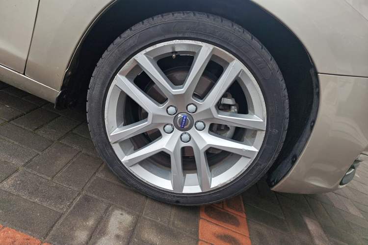 Used Volvo V60 2017 T5 Zhiyi Edition China V Standard