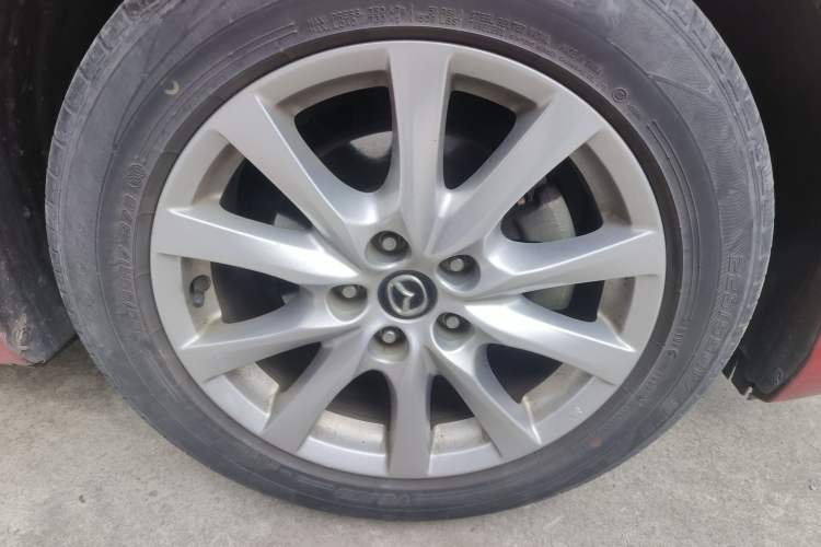 Used Mazda Atenza 2015 2.0L Blue Sky Luxury Edition