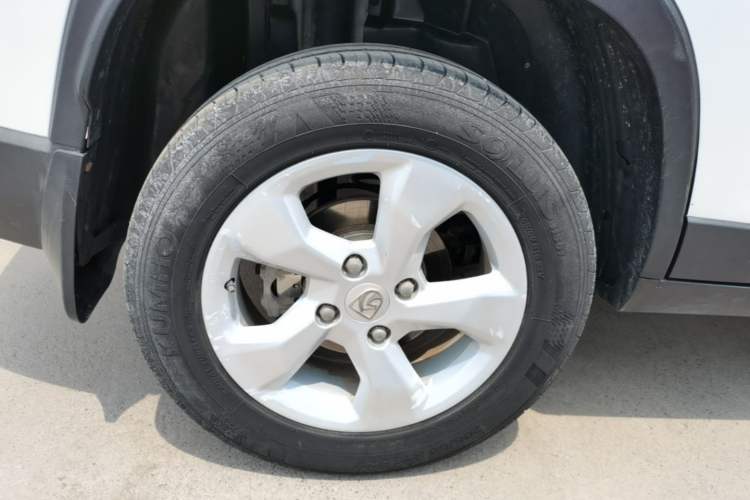 Used Baojun 510 2017 1.5L Manual Fashion Model
