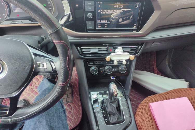 Used Volkswagen Tharu 2019 280TSI Two-Wheel Drive Luxury Version China VI Standard Audio And AC Panel