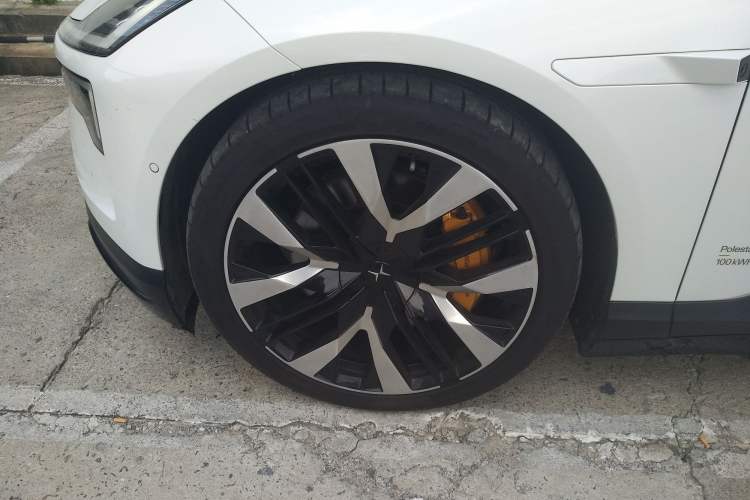 Used Polestar 4 2024 Dual-Motor Long-Range PLUS Dual-Star Connectivity Edition