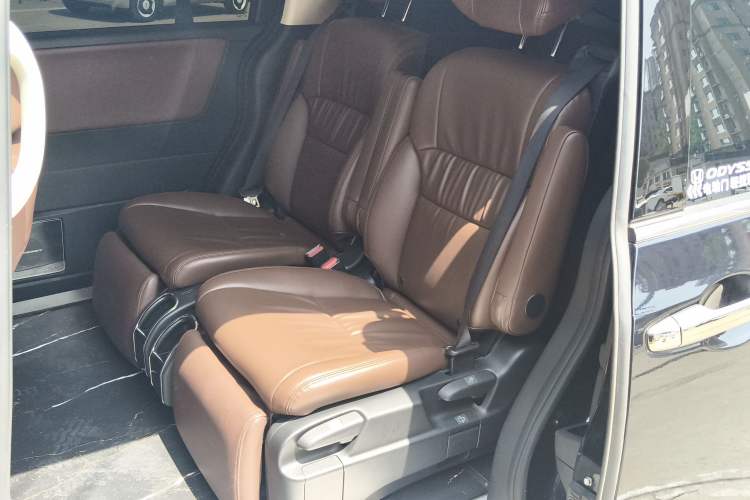 Used Honda Odyssey 2022 2.0L eHEV Sharp Enjoyment Edition
