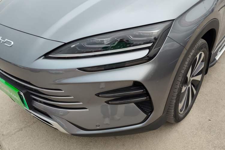 Used BYD Song PLUS New Energy 2024 HONOR Edition DM-i 110km Flagship Model Left Front Headlight