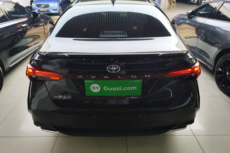 Used Toyota Avalon 2023 2.5L Luxury Edition Rear