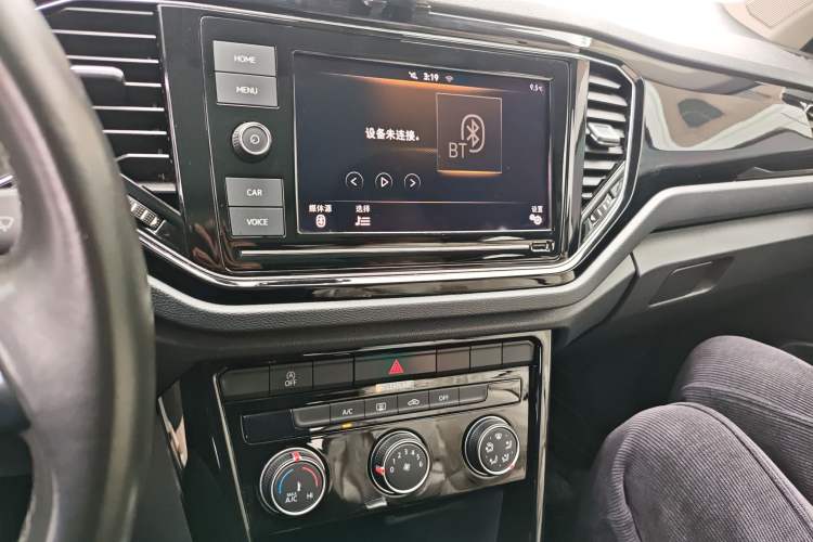 Used Volkswagen T-ROC 2018 280TSI DSG Two-Wheel Drive Comfort Version China VI Standard
