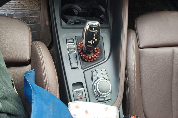 Used BMW X1 2021 sDrive25Li Leading Model Gear Lever