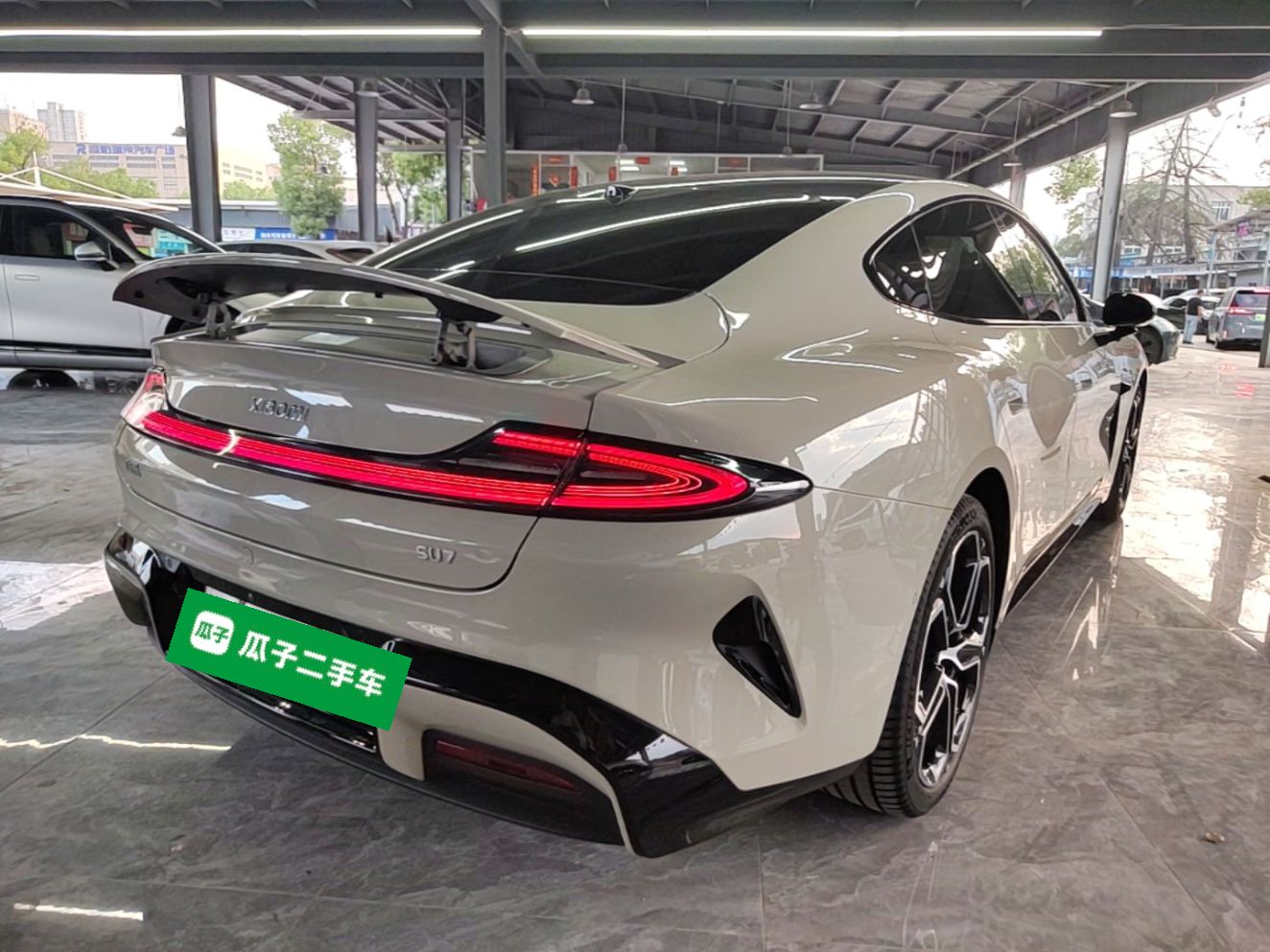 Xiaomi Auto SU7 2024 Rear-Drive Ultra-Long Range Advanced Pro-Level Intelligent Driving Version — снимка 6