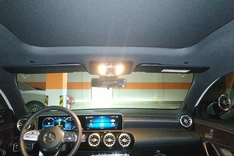 Used Mercedes-Benz A-Class 2020 Restyled A 200 L Sport Sedan Fashion Version Headliner