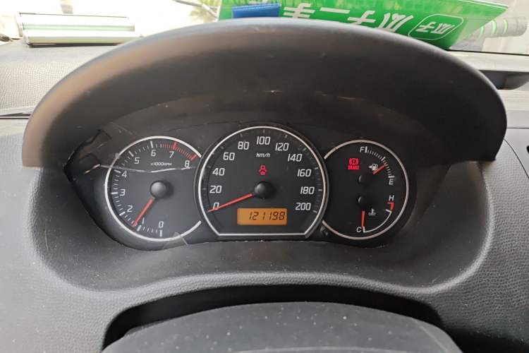 Used Suzuki Swift 2013 1.5L Manual Standard Edition
