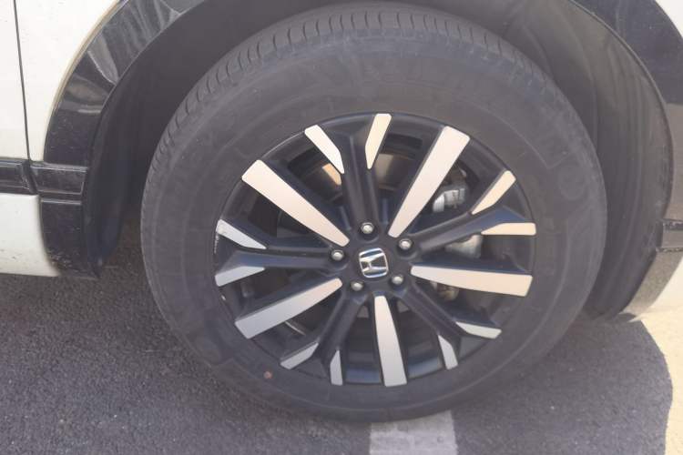 Used Honda Breeze 2021 Rui Hybrid 2.0L 2WD Rui Prestige Edition Right Front Wheel Hub