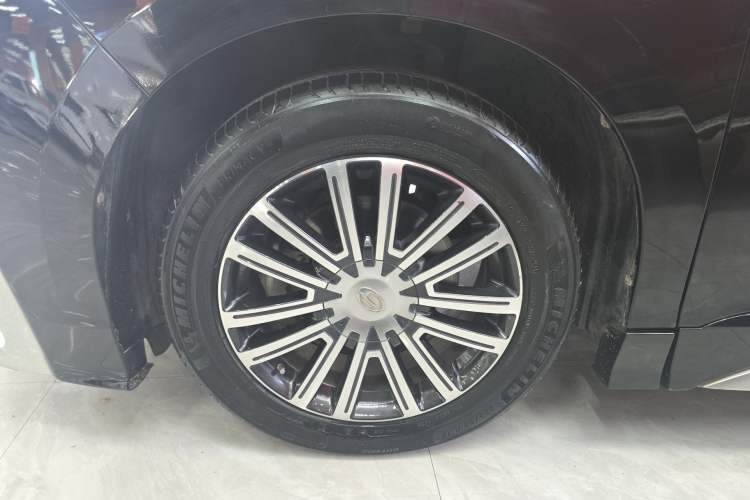 Used GAC Trumpchi M8 2021 Master Series 390T Prestige Edition Left Front Wheel Hub