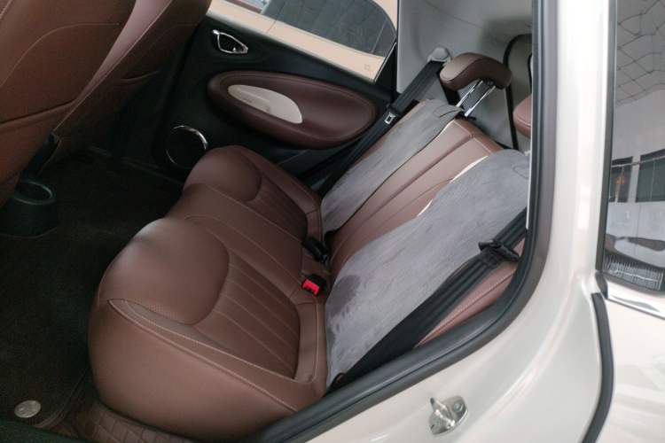 Used Wuling Bingo 2023 333 km Enjoyment Version
