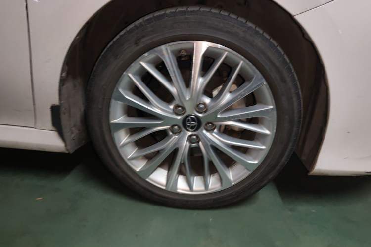 Used Toyota Camry 2019 2.5G Luxury Edition China VI Standard