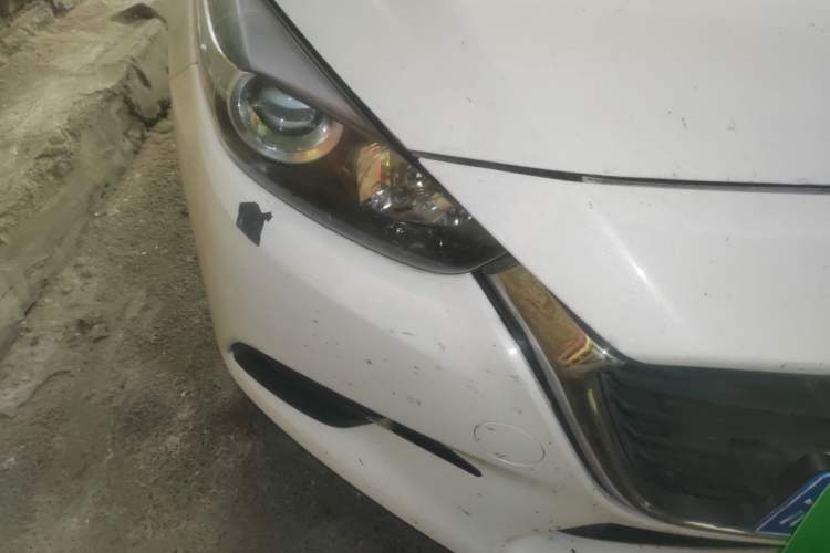 Used Mazda 3 Axela 2017 Sedan 1.5L Automatic Comfort Model Emission Standard China V