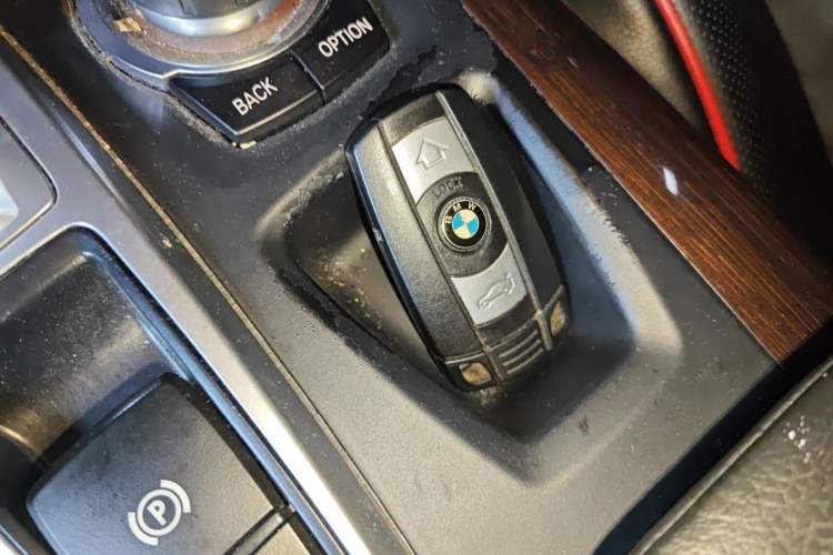 Used BMW X6 2014 xDrive35i Sport model Vehicle Key