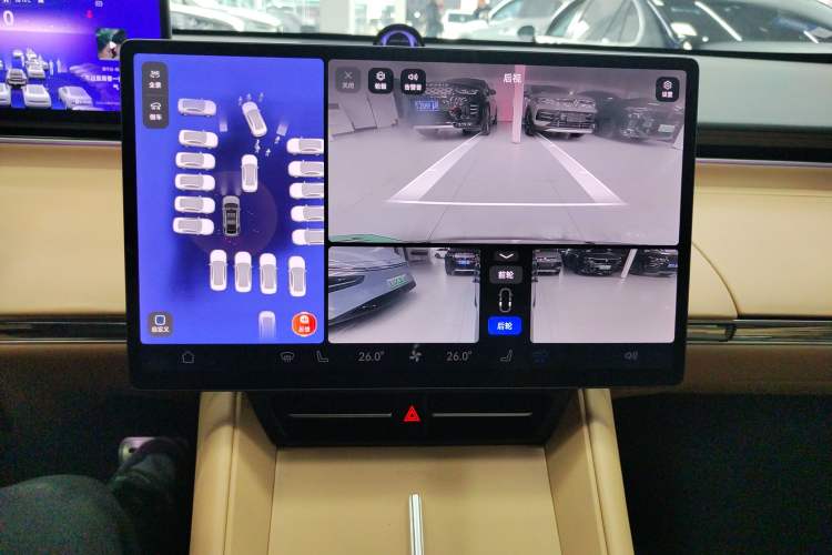 Used Hima Luxeed R7 2024 All-Electric 802 km Max