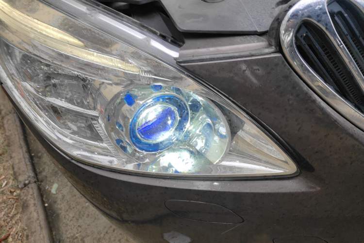 Used Buick GL8 2013 3.0L GT Luxury Business Haoya Edition
